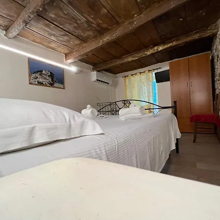A Casa Di Alessandro Appartment's *