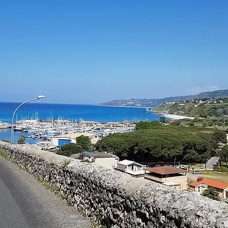 Apartmán A Casa Di Alessandro Appartment's Tropea