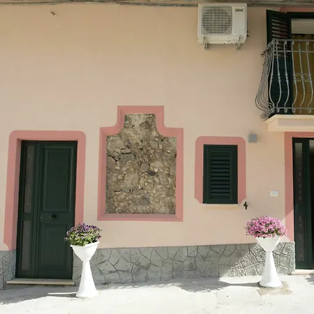 Apartmán A Casa Di Alessandro Appartment's Tropea