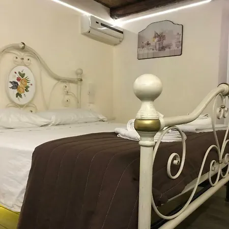 Apartmán A Casa Di Alessandro Appartment's *